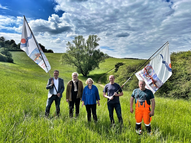 vlnr:Bürgermeister Rüdiger Germeroth, Winfried Junker, Reta Reinl, Carsten Feuring, Dirk Zaun Foto: Monika Wüllner